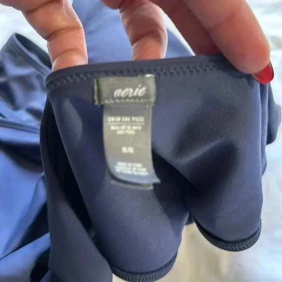 Aerie blue high cut on piece swimsuit size medium - Picture 7 of 8